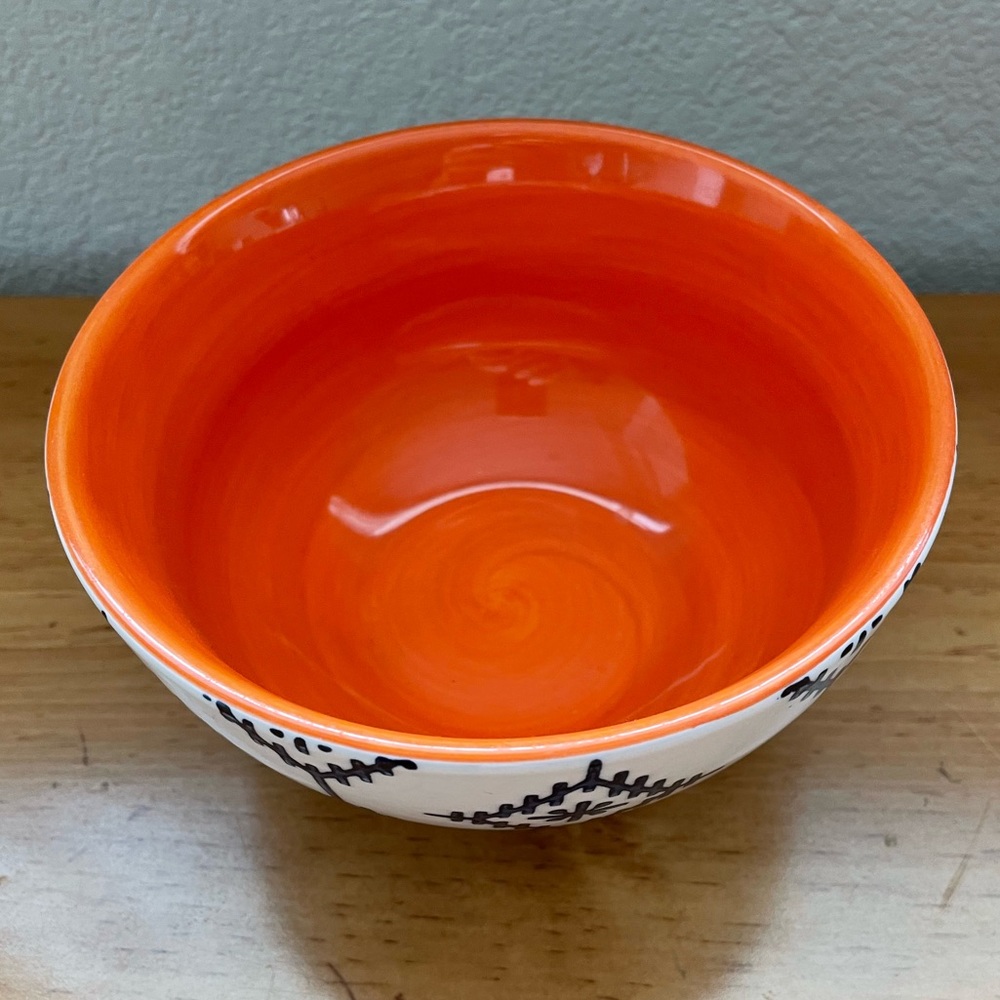 Beautiful Small Bowl - Picture 3 of 6